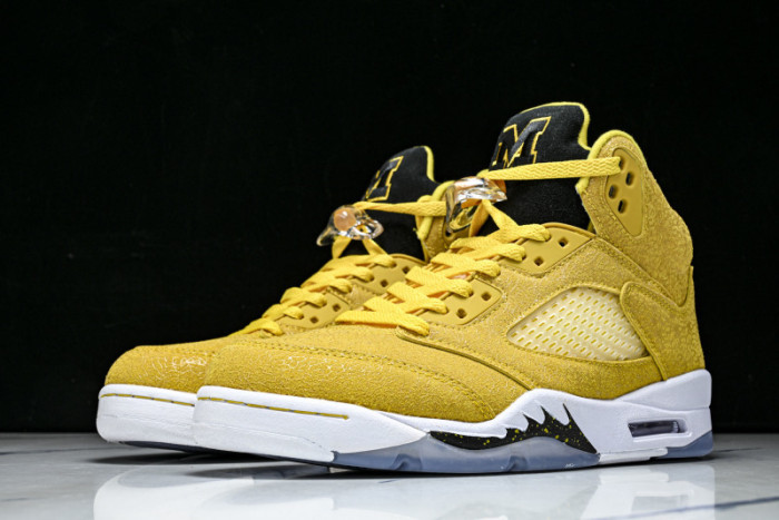 Air Jordan 5 Retro HQ7978-701