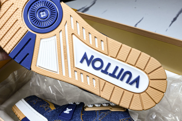 LV SNEAKER TRAINER FOR-LV381