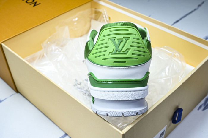 LV SNEAKER TRAINER  FOR-LV409