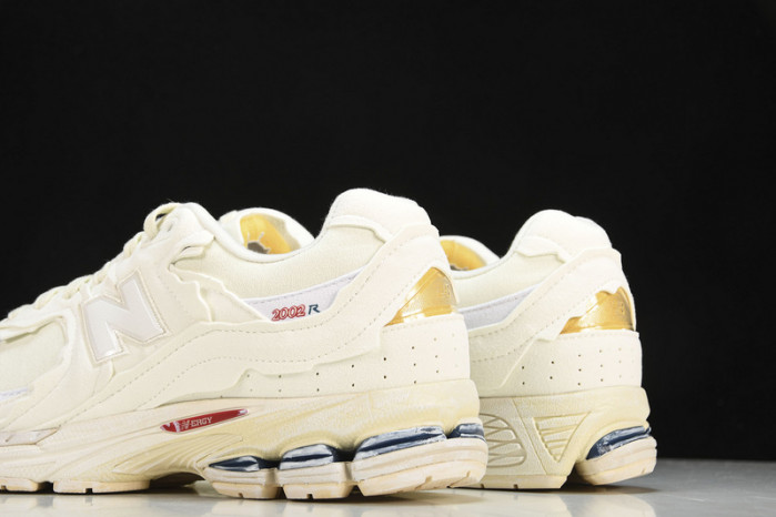 new Ba1an*e ‘refined future ’ m2002rdc