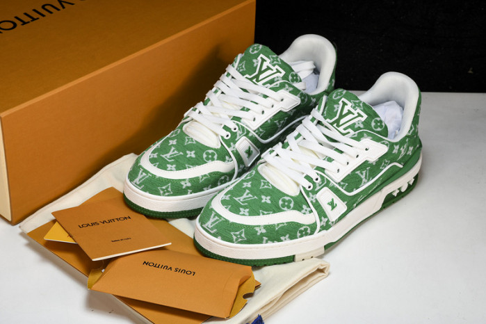 LV SNEAKER LOW 103007