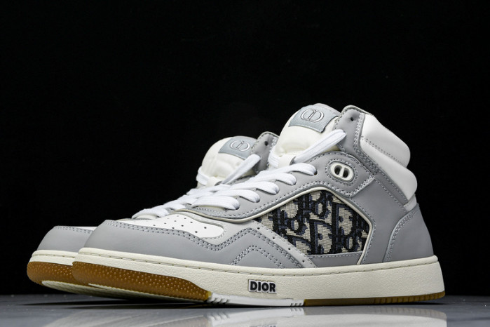 D10R B27 High Top Sneaker 10804