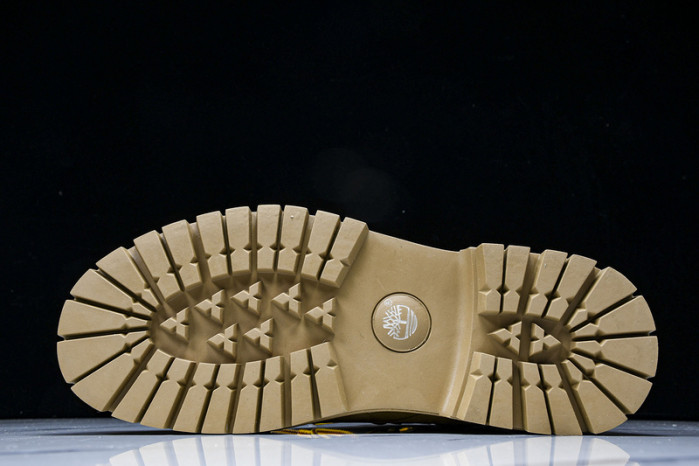 Timb**1*nd sneaker tbl-04