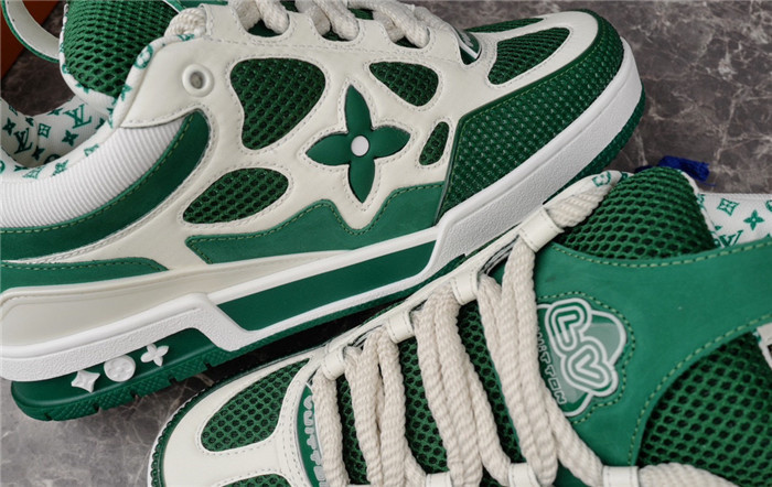 LV SNEAKER LOW 111406