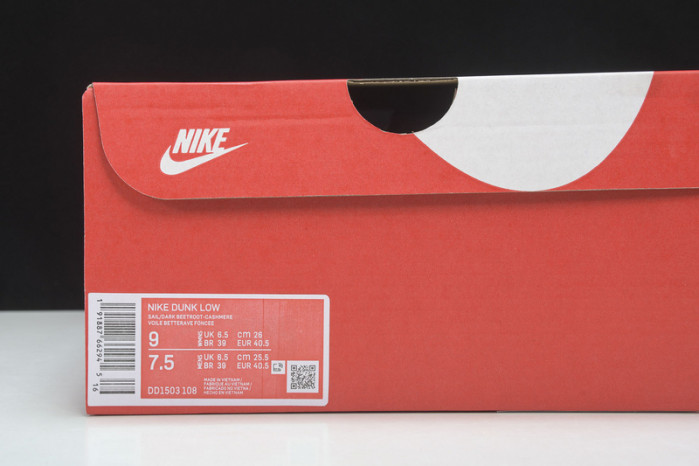 Nike Dunk Low Bordeaux (W) DD1503-108