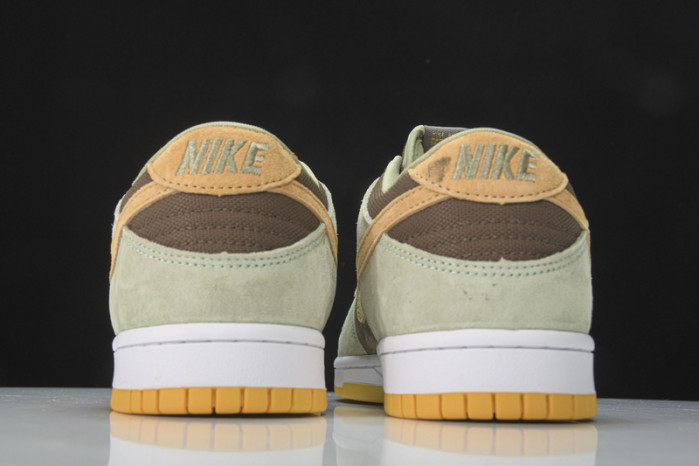 Nike Dunk Low Dusty Olive DH5360-300