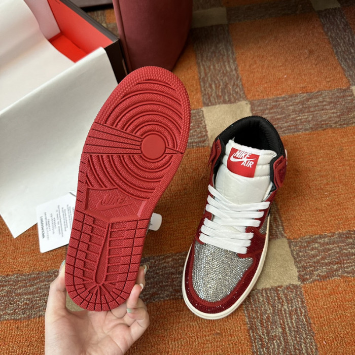 AIR JORDAN 1 RETRO  AJ-03