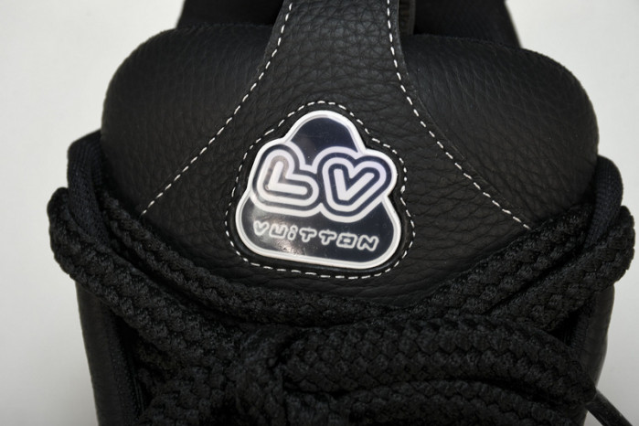 LV SNEAKER LOW 121202