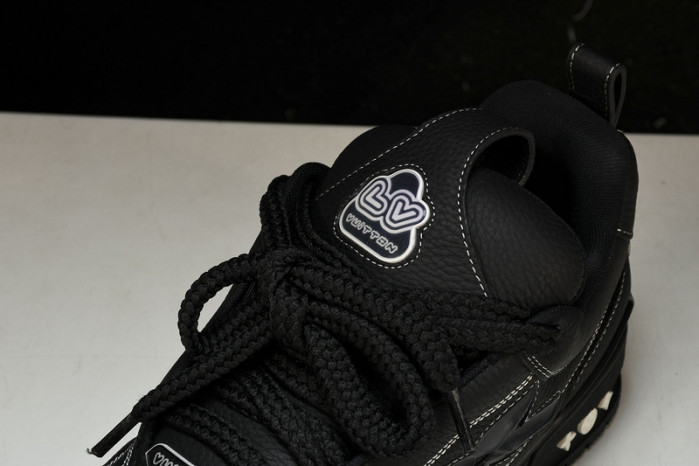 LV SNEAKER LOW 121202