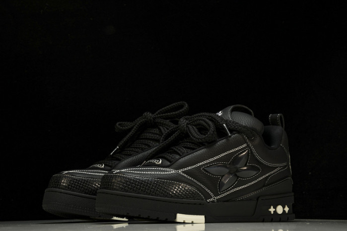 LV SNEAKER LOW 121202