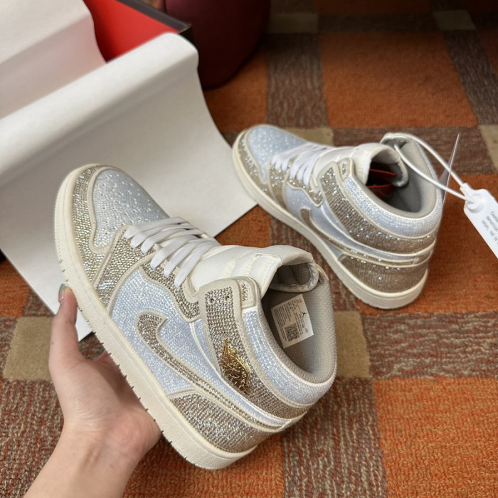 AIR JORDAN 1 RETRO AJ-05