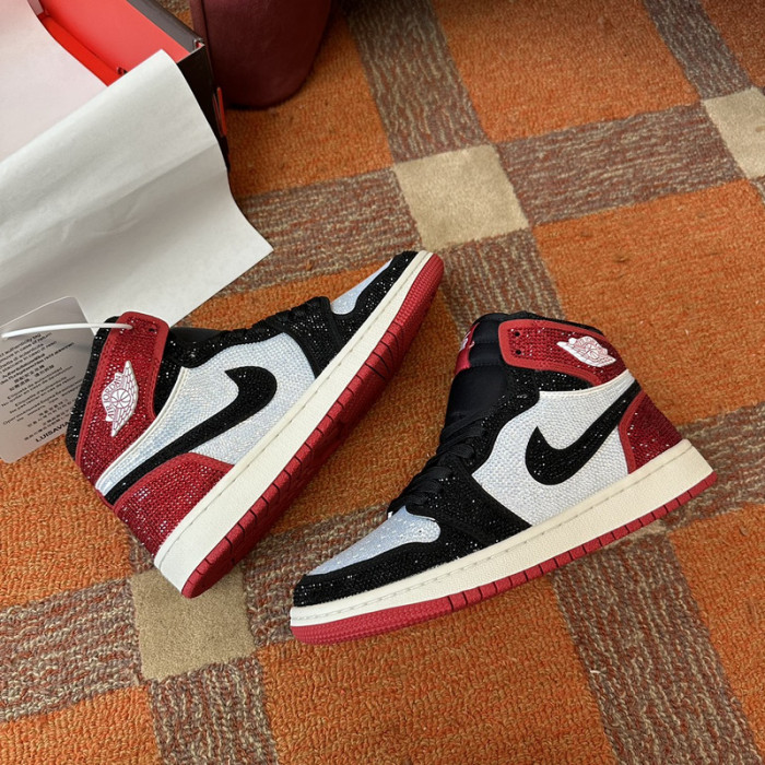 AIR JORDAN 1 RETRO  AJ-10