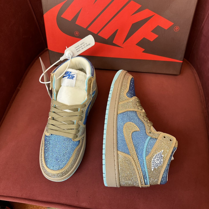 AIR JORDAN 1 RETRO  AJ-12