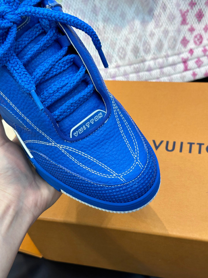 LV SNEAKER LOW 012401