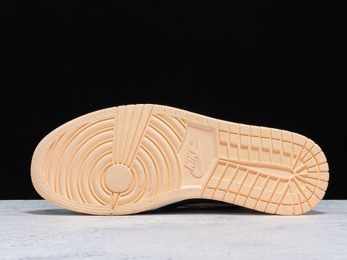 AIR JORDAN 1 RETRO HIGH BLACK CRIMSON TINT 555088-081