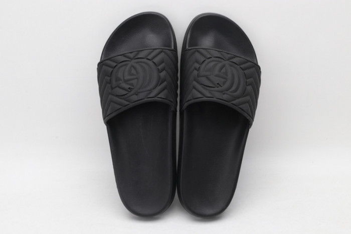 Gv*c slippers all  black