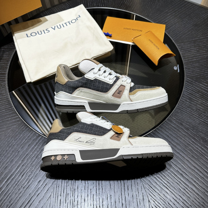 LV SNEAKER TRAINER FOR-LV302