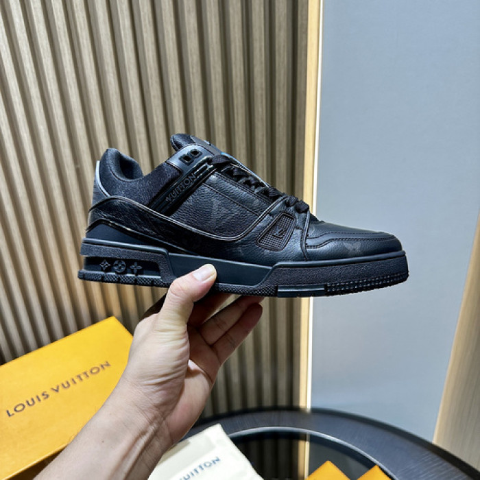 LV SNEAKER TRAINER FOR-LV327