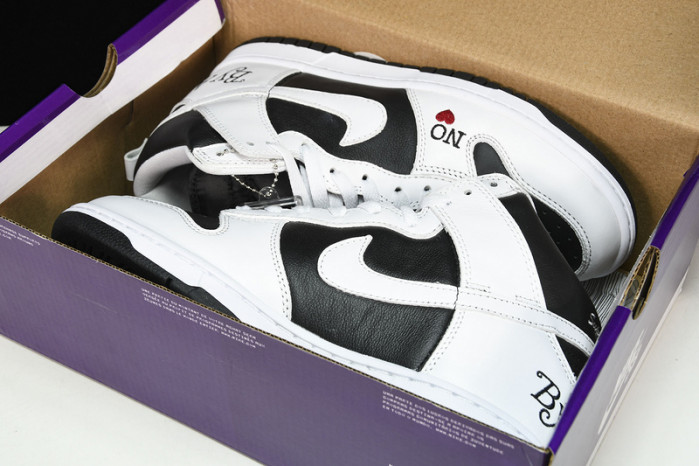 svp*me x nike sb dunk high qs “by any means”S*p  dn3741-002