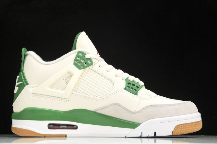Nike SB x Air Jordan 4 “Pine Green” DR5415-103
