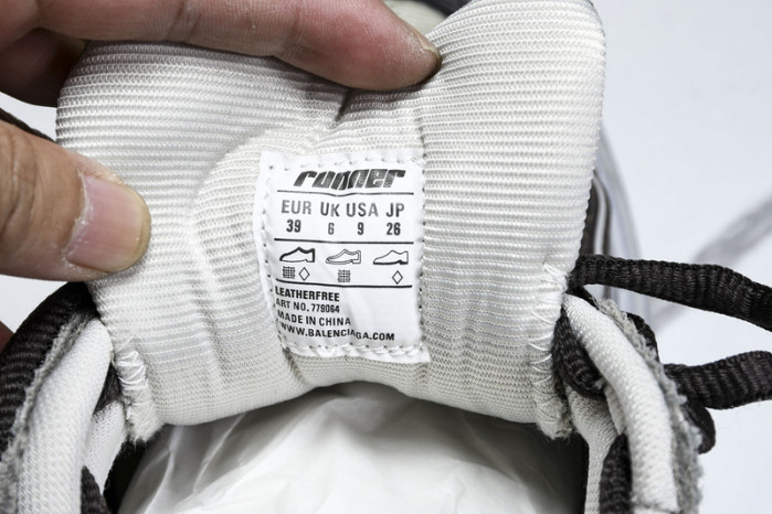 BLCG RUNNER 2 W3RXP 2000