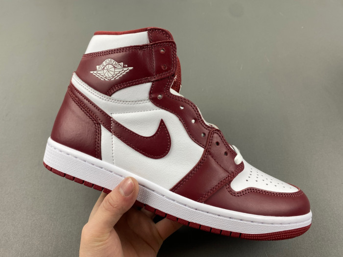 Air Jordan 1 High OG “Team Red”   DZ5485-160