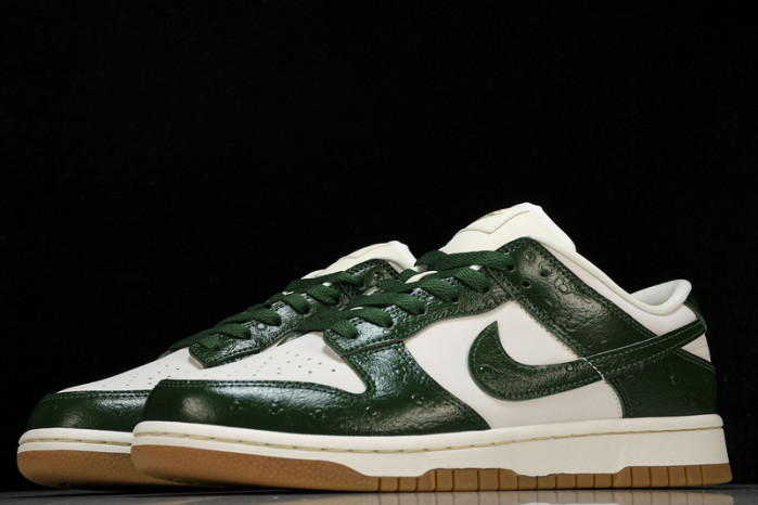 Nike Dunk Low LX “Gorge Green  FJ2260-002