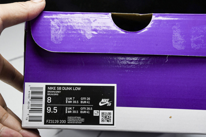 DUNK LOW  “Big Money Savings”  FZ3129