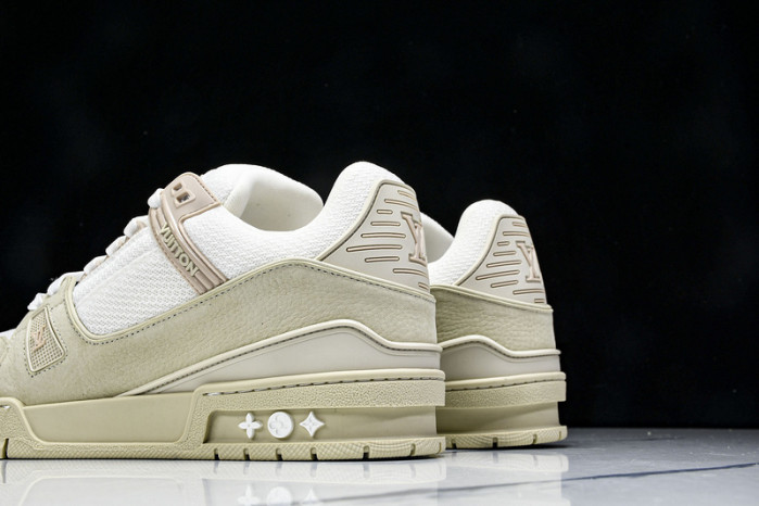 LV SNEAKER TRAINER FOR-LV320