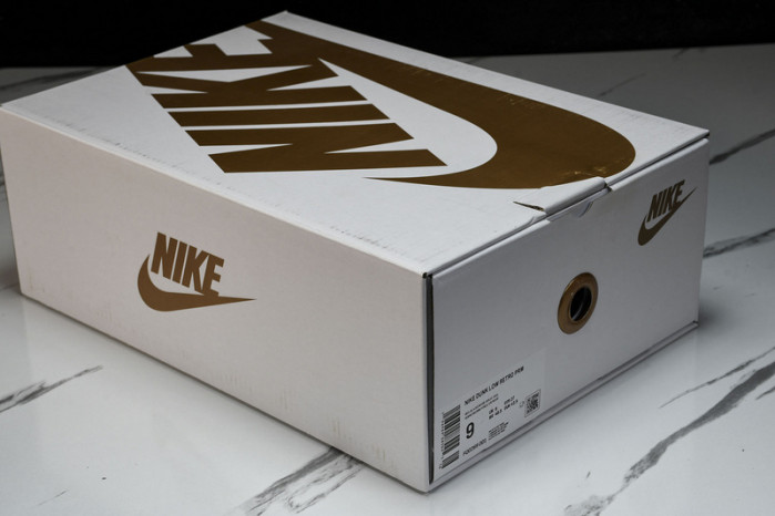 Nike Dunk Low "Be 1 Of One" FQ0269-001