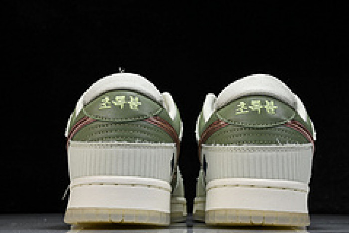 Nike Dunk Low "Be 1 Of One" FQ0269-001