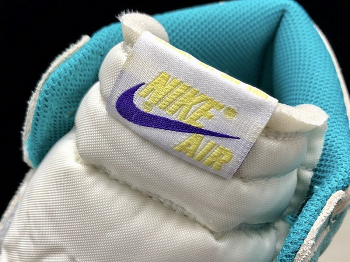 Air Jordan 1 Retro High OG “Turbo Green” 555088-311