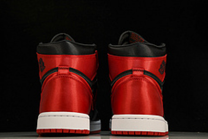 Air Jordan 1 High OG WMNS “Satin Bred” FD4810-061