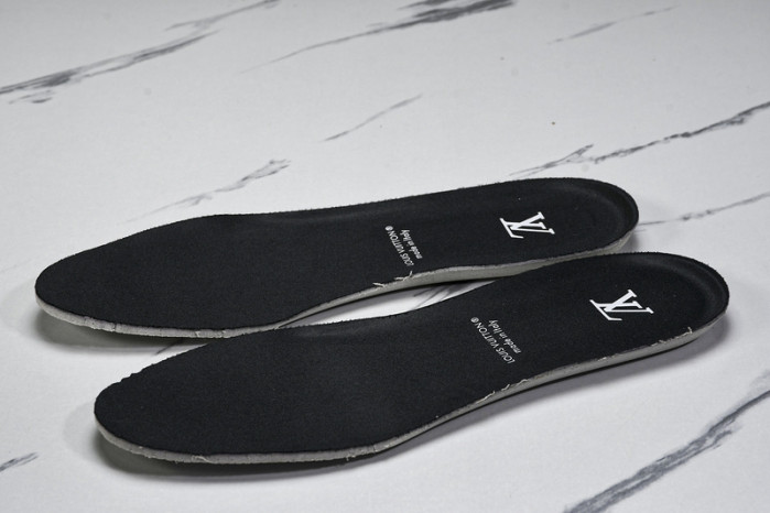 LV SNEAKER LOW FOR-LV104