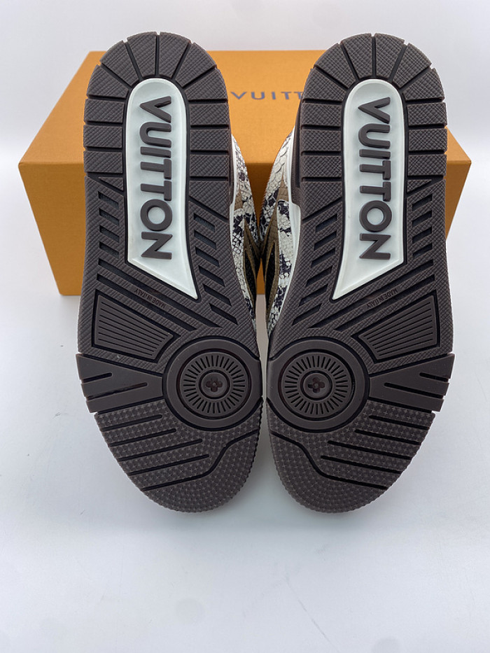 LV SNEAKER LOW 81701