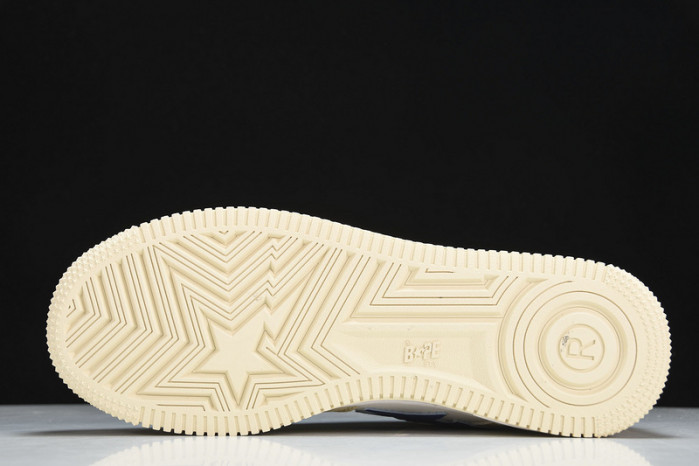 A B*THING APE  YEE-029