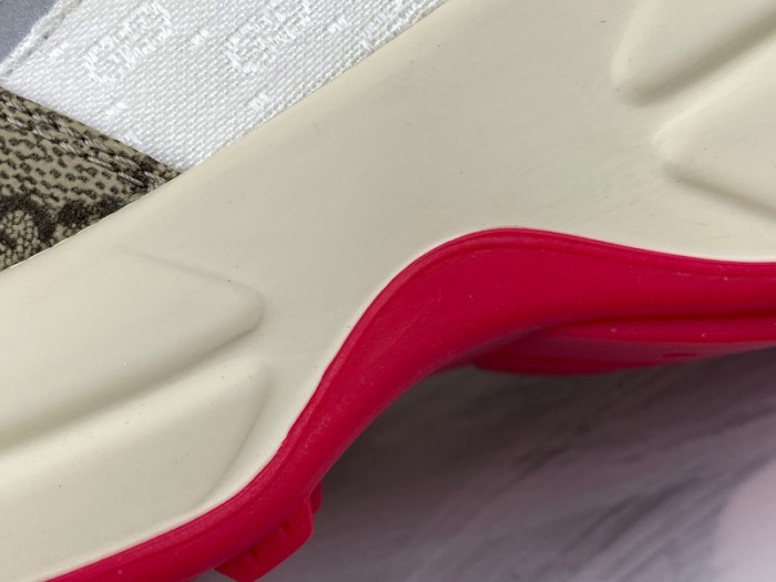 Gv*c rhyton vintage trainer sneaker 619891 99wf0 4370