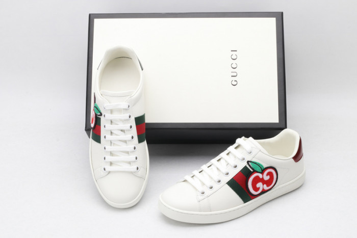 Gv*c ace embroidered low-top sneaker 611377d0pe09064