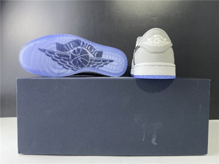 Air Jordan 1 Low X D10R 553668-998