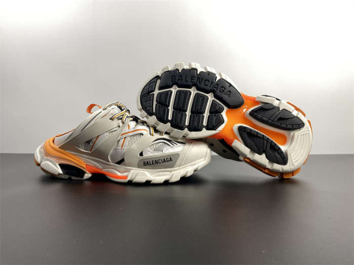 BLCG Track slides 653813 W3CP5 9059