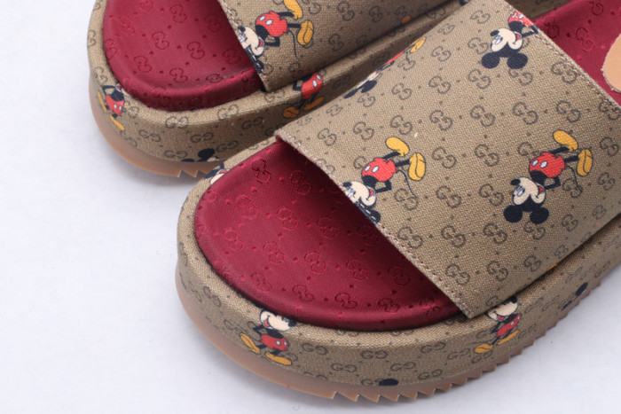 Gv*c slippers