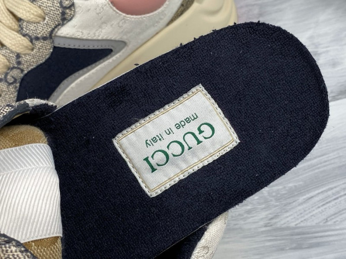 Gv*c rhyton vintage trainer sneaker 620185 99wf0 4371