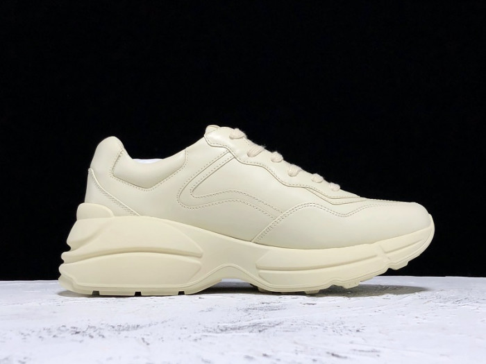 Gv*c trainer sneaker 576963 drw00 9522